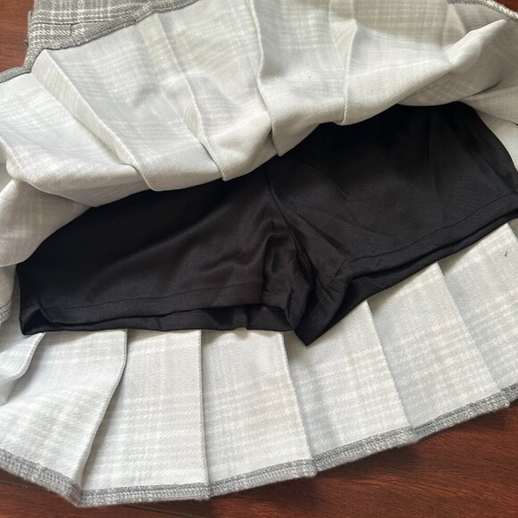 Hoerev pleaded white and gray plaid skort XS preppy academia college tenniscore - Picture 6 of 6